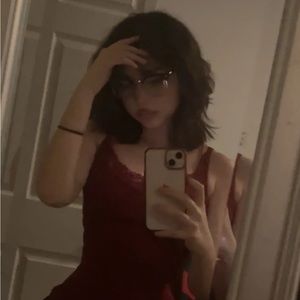 Meet your Posher, Isabel